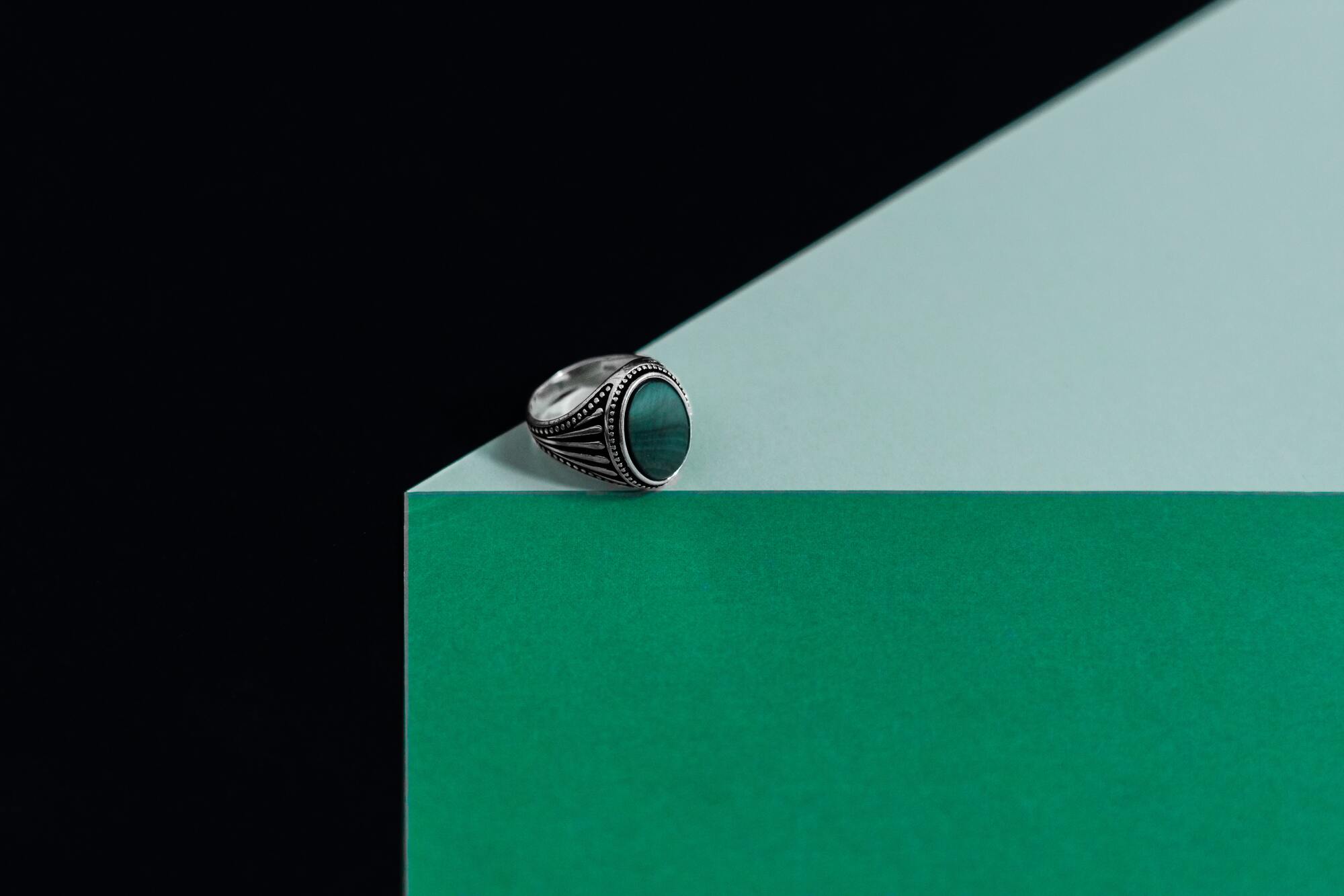 How to Buy Jewellery for Your Man