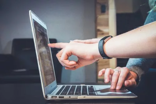 5 Common Myths About Starting a Business and Why You Shouldn’t Believe Them