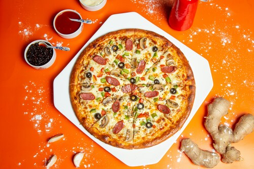 Exploring the Dynamics of Pizza Preferences in Pleasant Hill